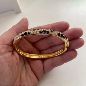 Vintage Swarovski Crystal Swan 1990’s Gold Bangle Bracelet black clear gem